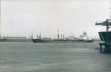 British Motor Tanker Petro Mersey off northfleet 1995 ship photo