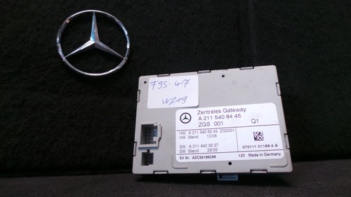 F95-47 * Mercedes-Benz W219 CLS Zentrale Gateway Steuergerät // A2115408445