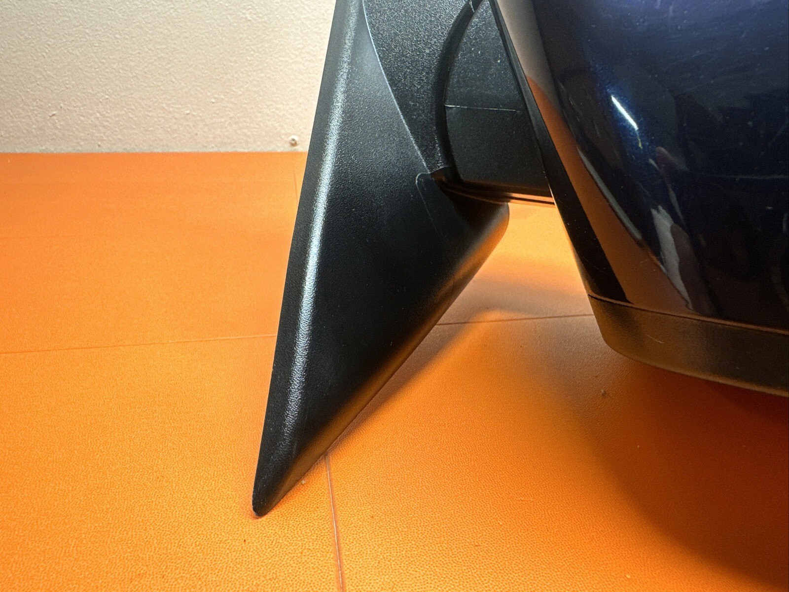 26926860 | 14 - 20 Maserati Ghibli Right Door Mirror Blind Spot Heated OEM Blue