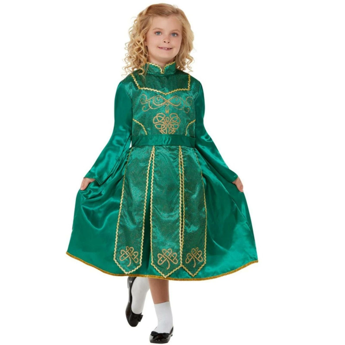 typical irish dress