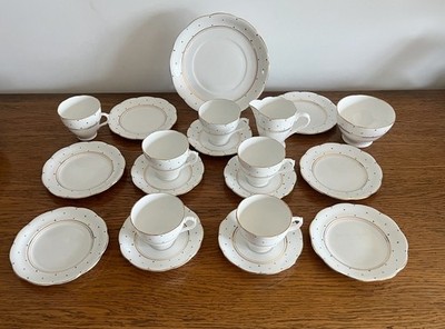 Phoenix Bone China Vintage Teeservice Gold / Weiß / Weiß 