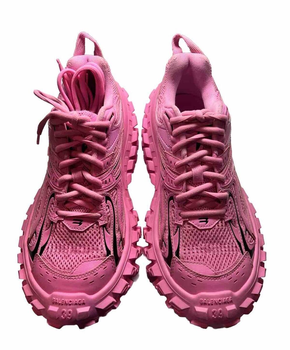 Balenciaga Bouncer Defender Chunky-Sole Low Top Pink Sneaker Balenciaga Bouncer Defender Chunky-Sole Low Top Pink Sneaker