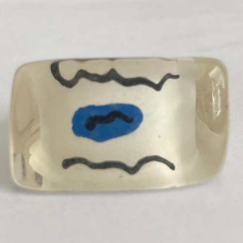 Vintage Lucite Acrylic Ring Size 8 Retro Abstract Hand Painted White Blue Black - Picture 7 of 12