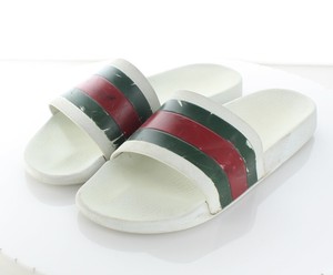 gucci pursuit 72 slides white