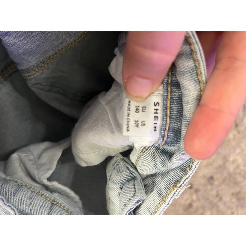 Bundle of Girls Jeans - Picture 5 of 6