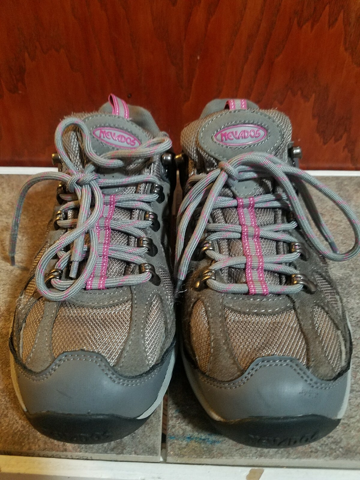 957175_7 957175_7