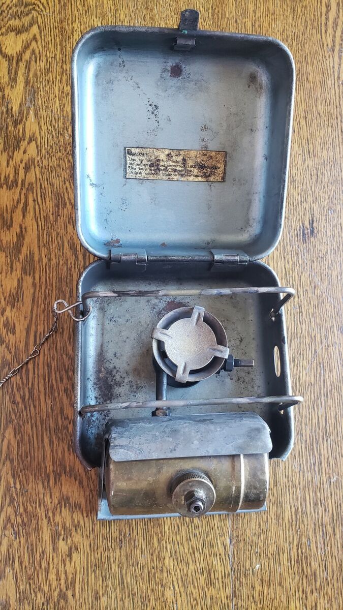 Vintage OPTIMUS 8R Single Burner Backpacking Camp Stove Made Vintage OPTIMUS 8R Single Burner Backpacking Camp Stove Made