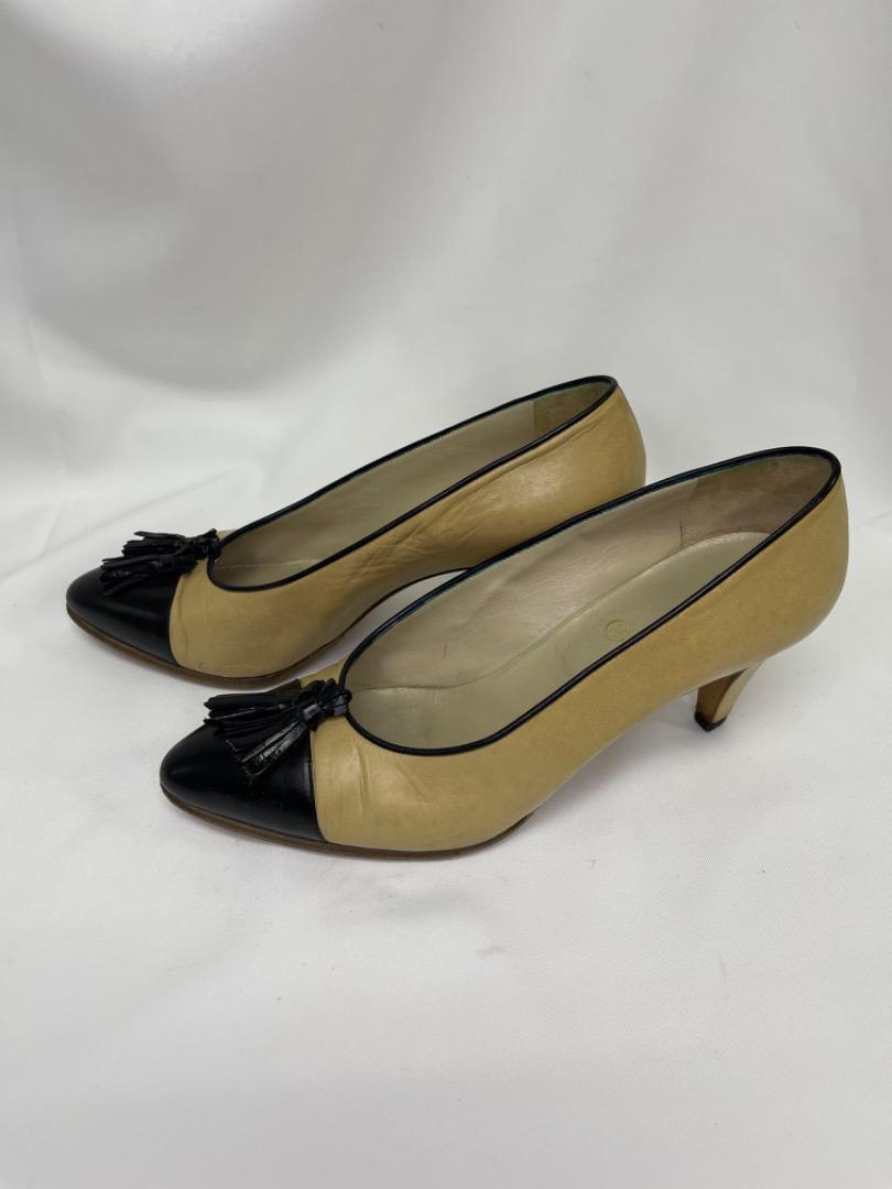 Chanel Real Leather By Color Pumps Size Women 5US Gem