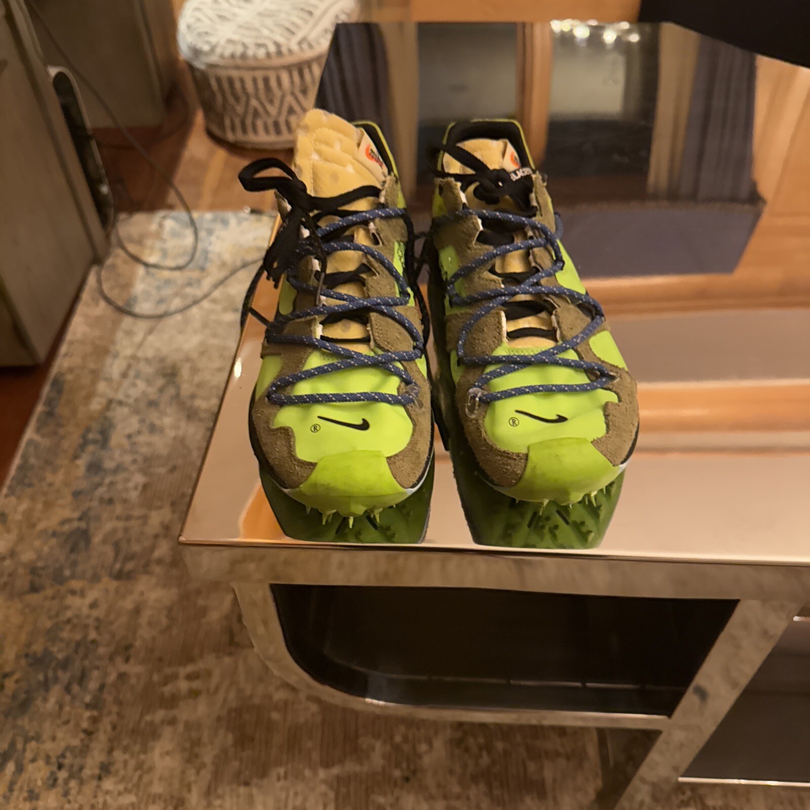 OFF WHITE X NIKE Taglia 10.5 Nike Off White x Air Zoom Terra Kiger 5 atleta in corso