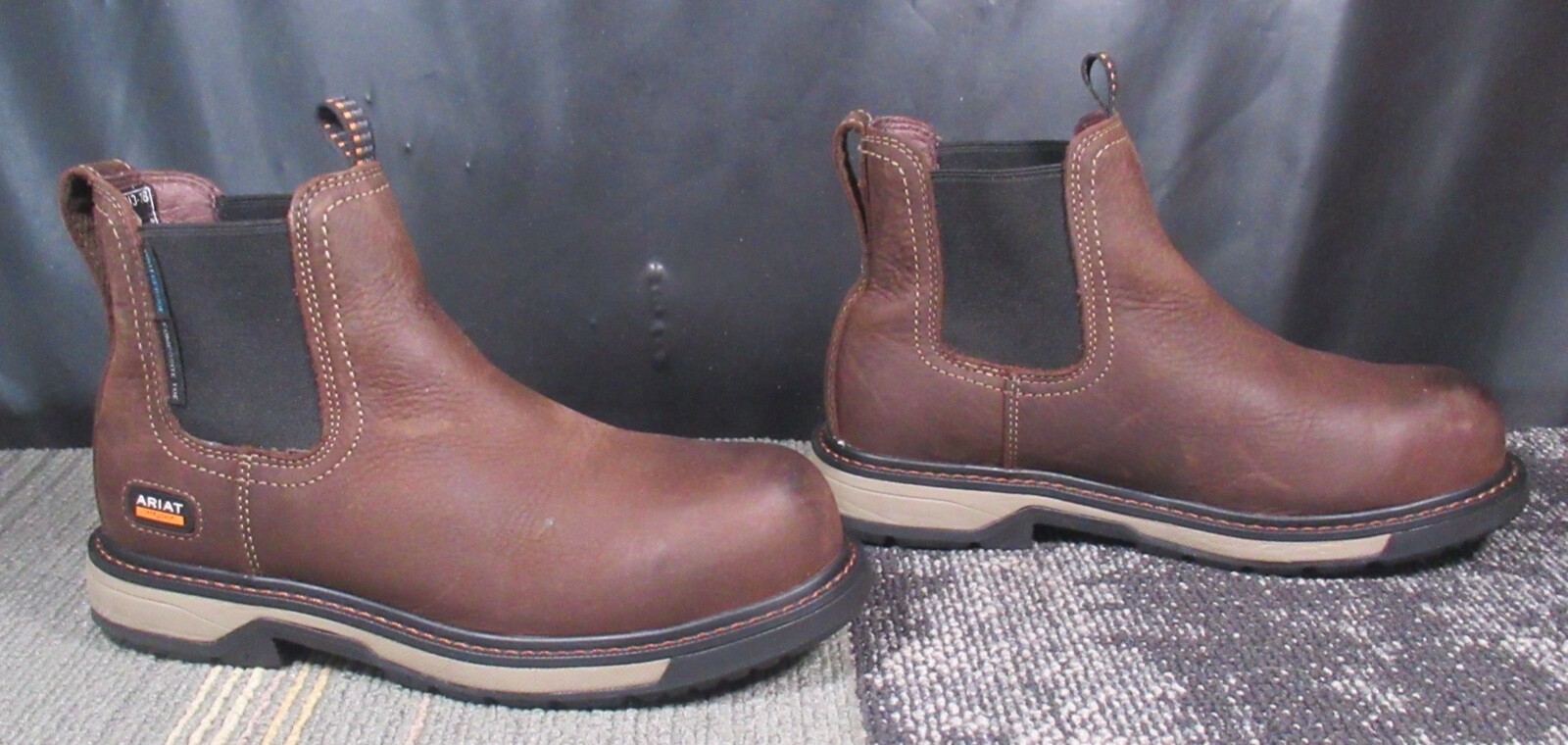 Wmns ARIAT Riveter Chelsea CSA Waterproof Composite Toe Work Boot 8.5 B