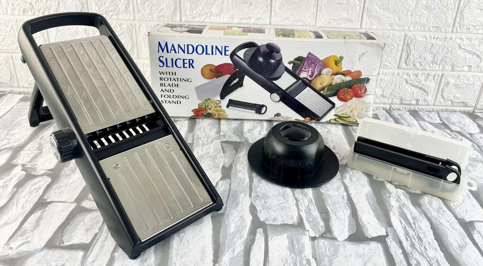 Mandoline And Folding Stand Julienne Cuts