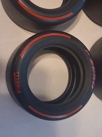 CAB Lego Lot 4 Tire 81.6mm x 44mm Red Pirelli 4410pb01 42206 Oracle Red Bull