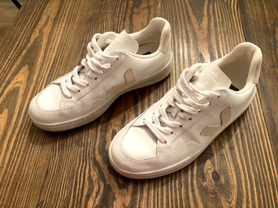 VEJA Campo White - size 6 - Excellent Used
