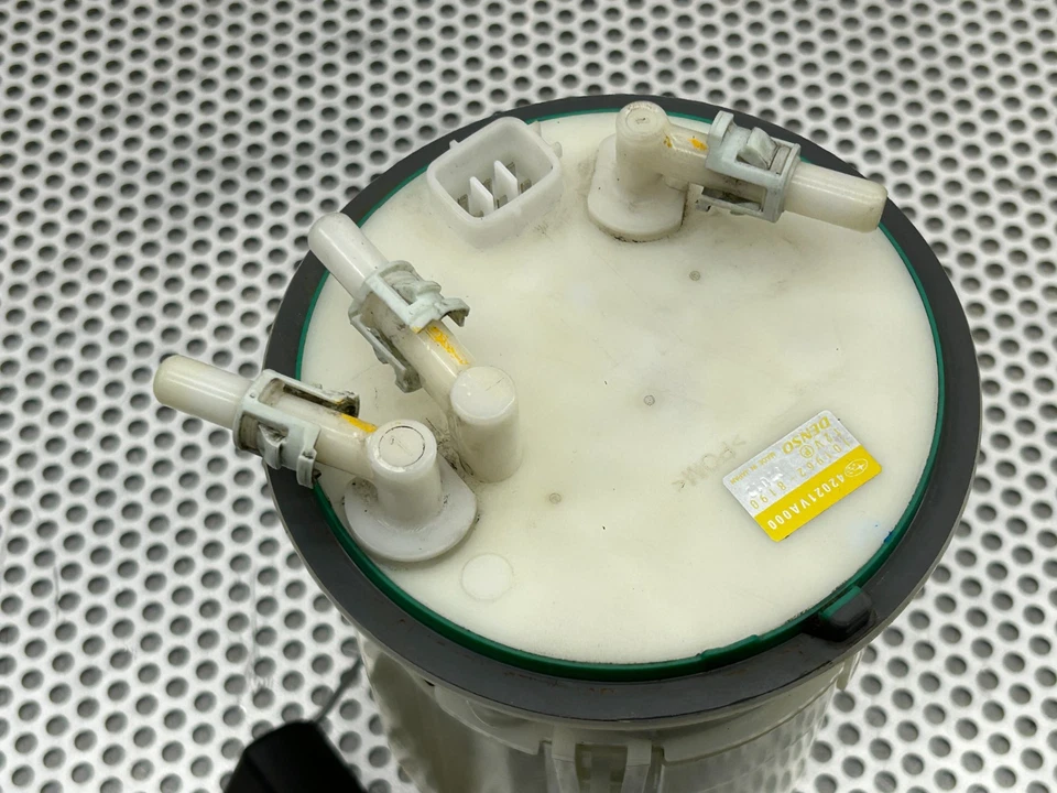 Módulo de unidad de envío de bomba de combustible Subaru WRX STI 2015-2021 OEM Denso especificaciones de EE. UU. LHD Foto 3 de 4