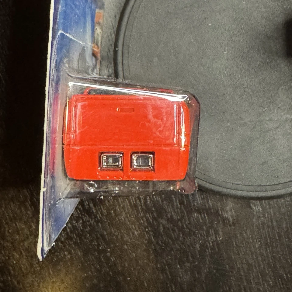 Camioneta Dodge Ram roja Blings primera edición Hot Wheels 2004 variante #15/100 Foto 3 de 4