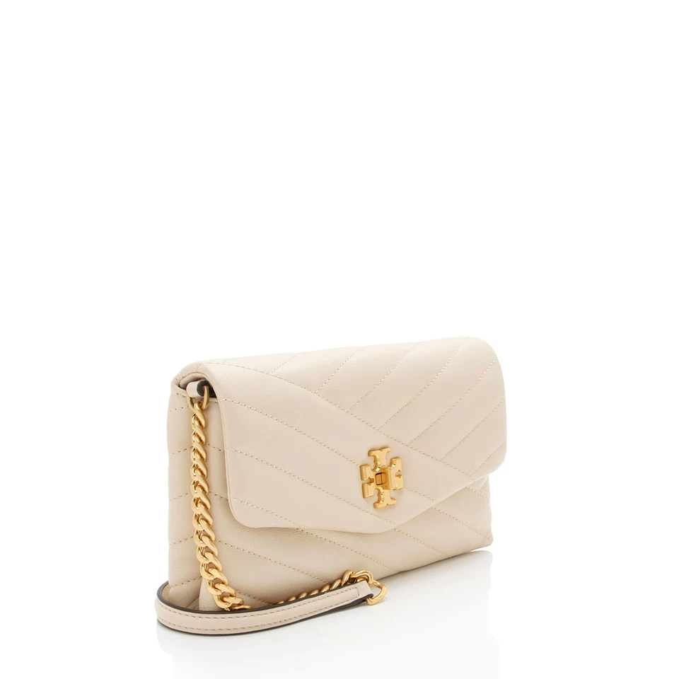 Cartera Kira de cuero Chevron Tory Burch con cadena Foto 2 de 4