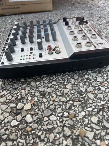 BEHRINGER EURORACK MX602A Ultra Low Noise Mixer~ NO POWER - Picture 3 of 3