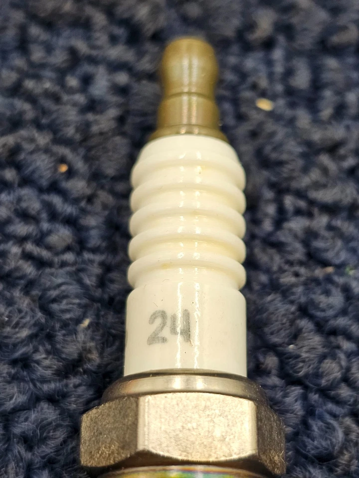 (CANTIDAD 8) Autolite 24: bujías para Ford F-150 1996-1984, Ford F-250 1996-1984 Foto 4 de 4