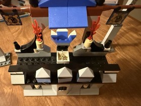 LEGO Castle Knight&rsquo;s Kingdom Grand Tournament (8779) 98% Complete W/Box & Manual