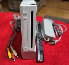 NINTENDO WII CONSOLE W/Antenna  Extra Controllers Tested Works