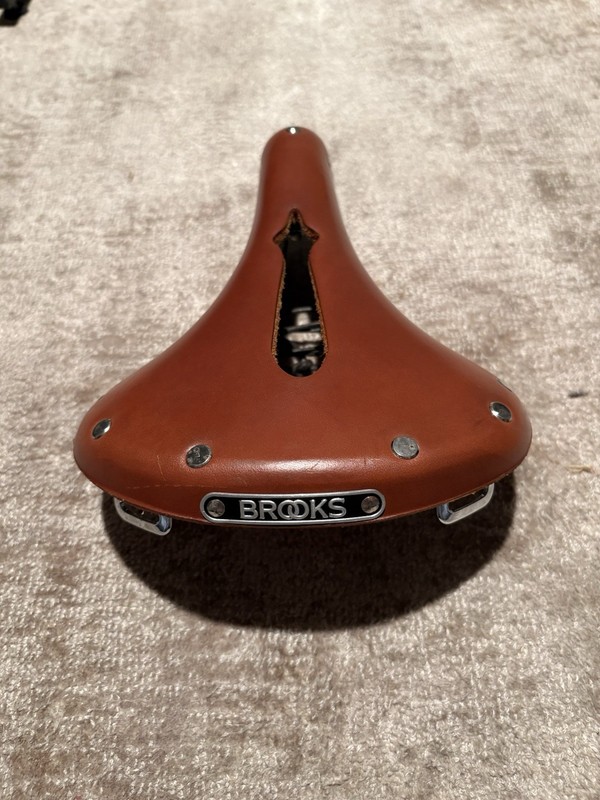 Brooks B17S Women's Standard Leather Bicycle Saddle Brown