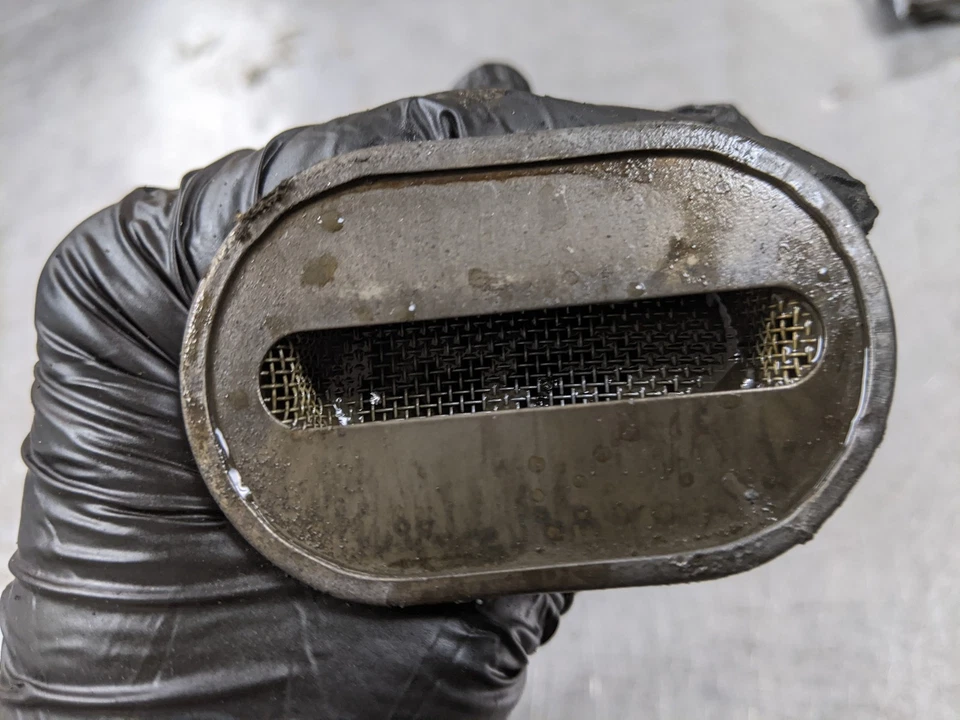 Engine Oil Pickup Tube For 05-07 GMC Savana 3500 4.8 - Image 3 of 4