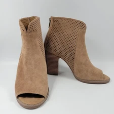Lucky Brand Lamia Women's 7.5 Tan Suede Back Zip Perferated Peep Toe Booties