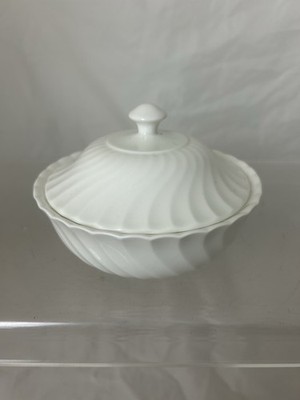 Seltene Wedgwood China Kerzenlicht weiß Murray Schale mit Deckel. Sehr guter Zustand