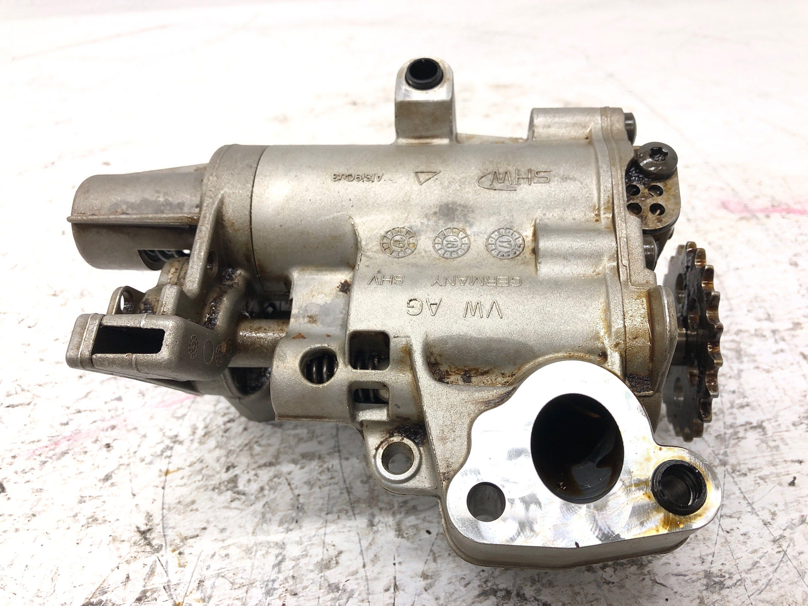 2016-2020 BENTLEY BENTAYGA 6.0L W12 ENGINE OIL PUMP 58K MILES 07P115105H 2019