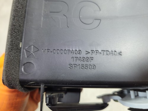 JEEP GRAND CHEROKEE WK2 13-16 DASHBOARD AIR VENT SET OF FOUR - Picture 23 of 24