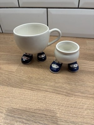 Vintage Carlton Ware Walking Ware Eierbecher & passende Tasse Becher blaue Schuhe