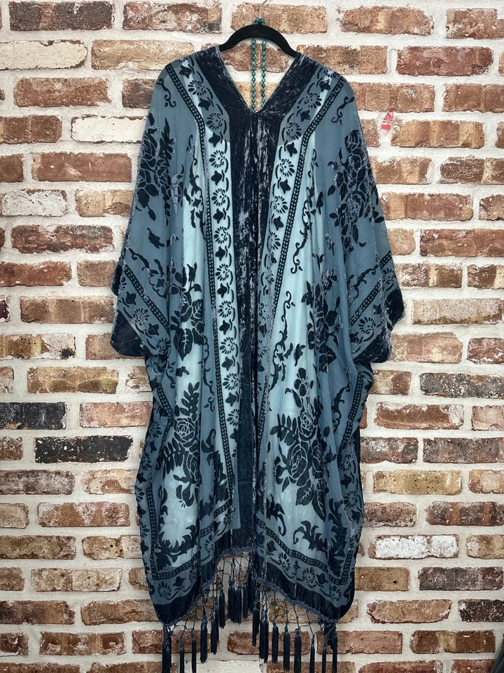 Cardigã espanador plus size boho hippie floral étnico veludo burnout quimono borla - Imagem 3 de 4
