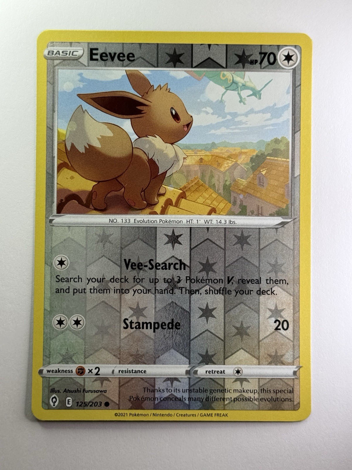 Eevee Reverse Holo 125/203 Evolving Skies Near Mint Pokemon Card