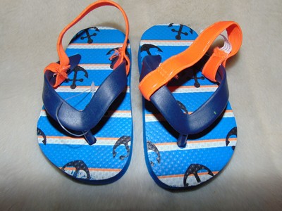 boys flip flops size 4