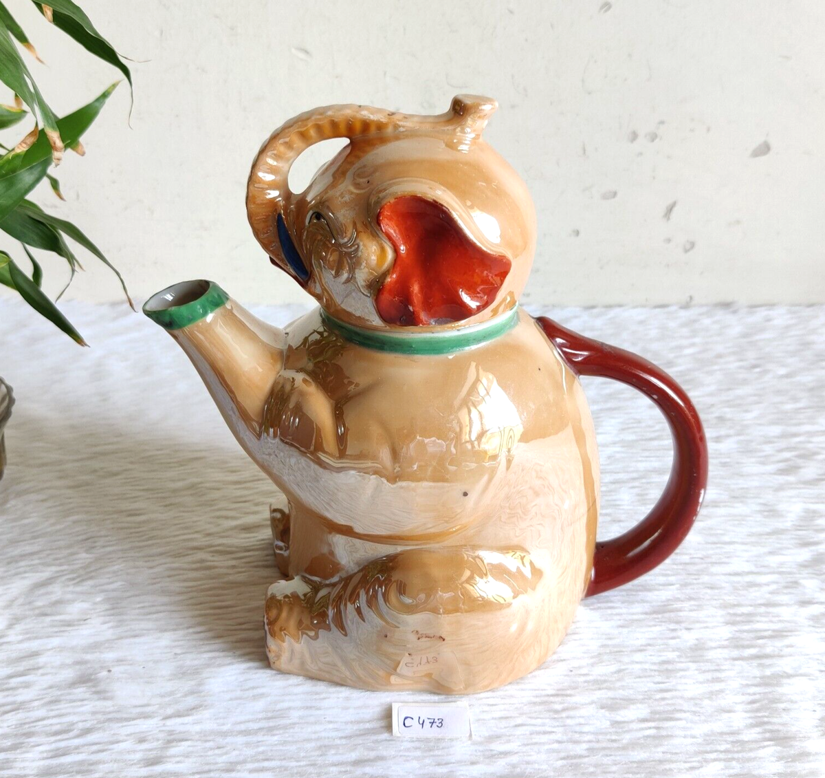 お茶台 1950s Vintage Elephant Shape Ceramic Tea Kettle Kitchenware Japan