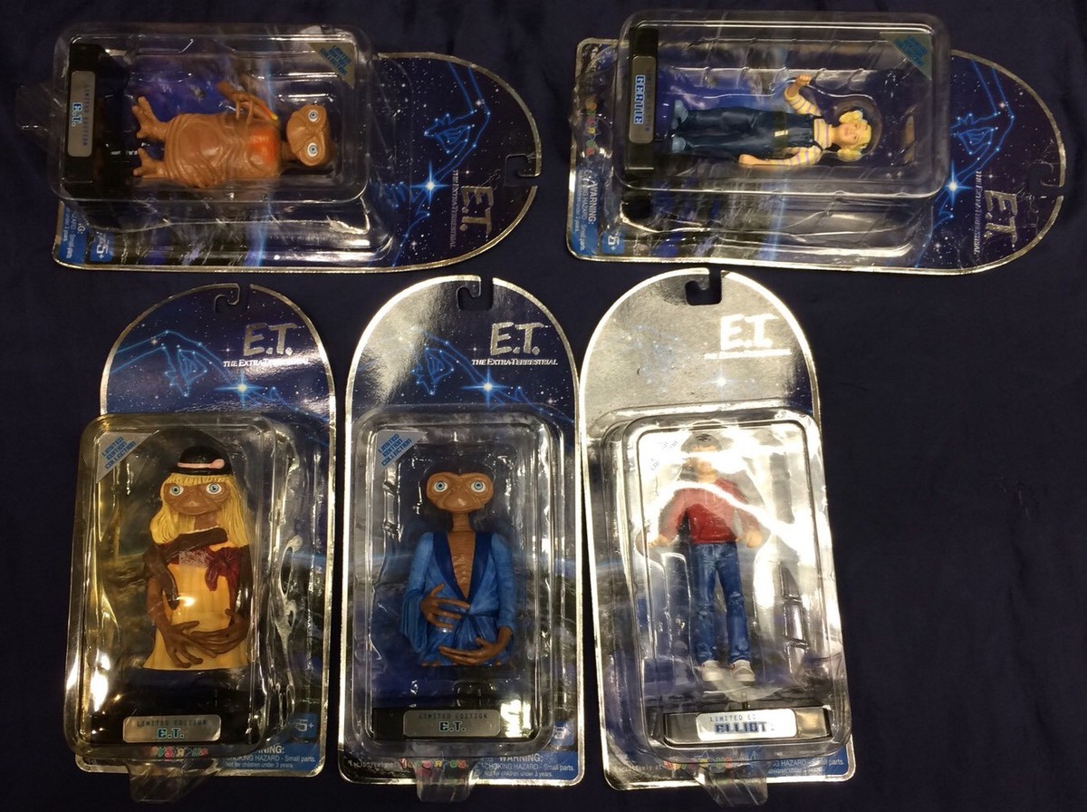 E.T. イーティー THE EXTRA TERRESTRIAL フィギュア Amazon.com: Neca Steven Spielbergs E.T. the Extra-Terrestial