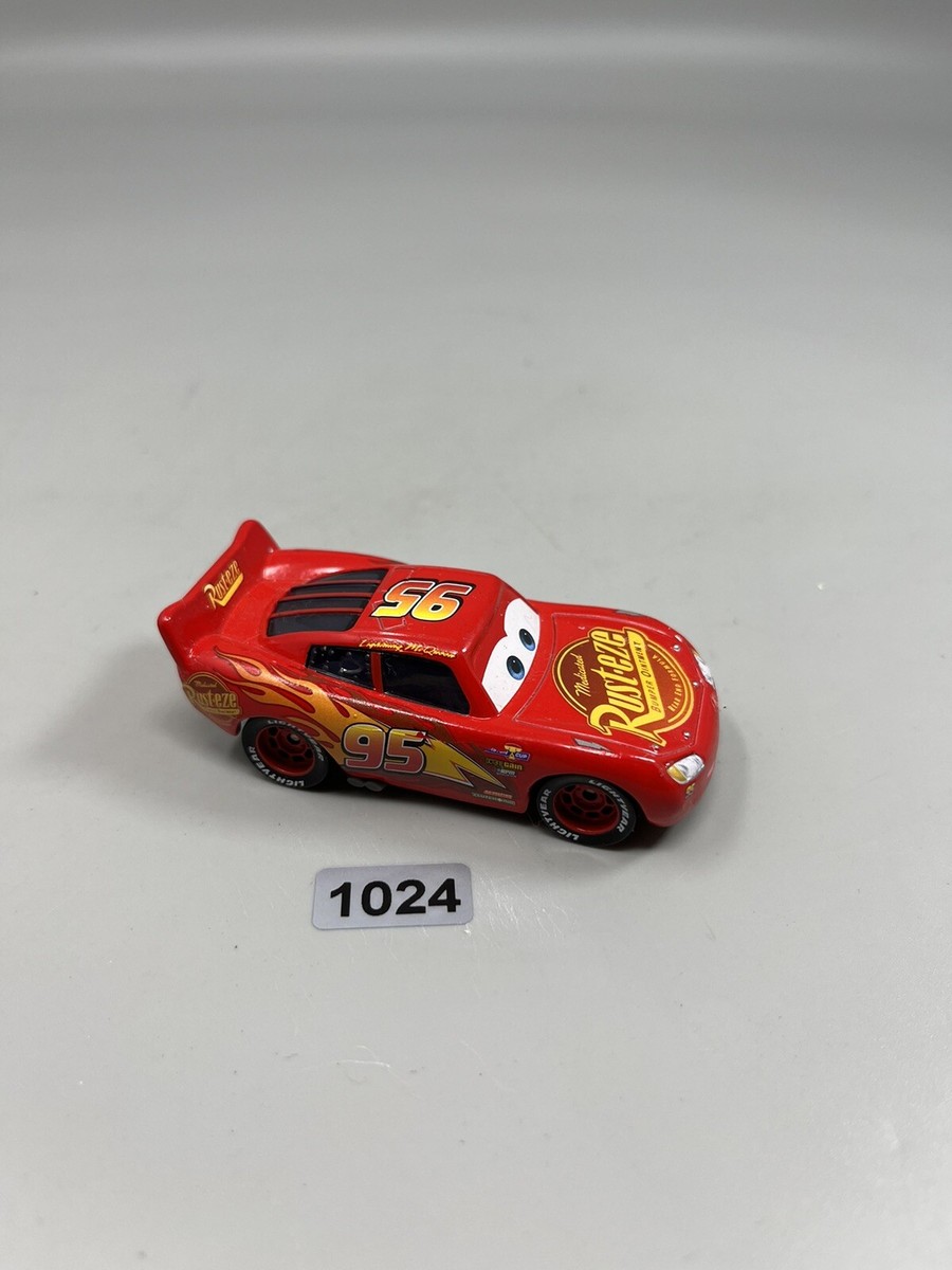 Disney Pixar Cars 3 Lightning McQueen Crazy 8 Crashers Rare 2016