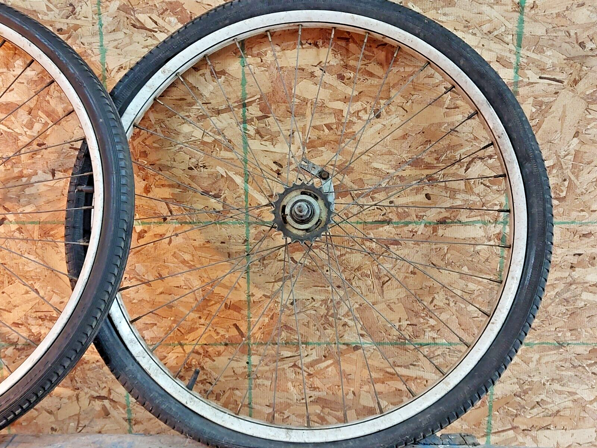 1960's Schwinn Cruiser 26