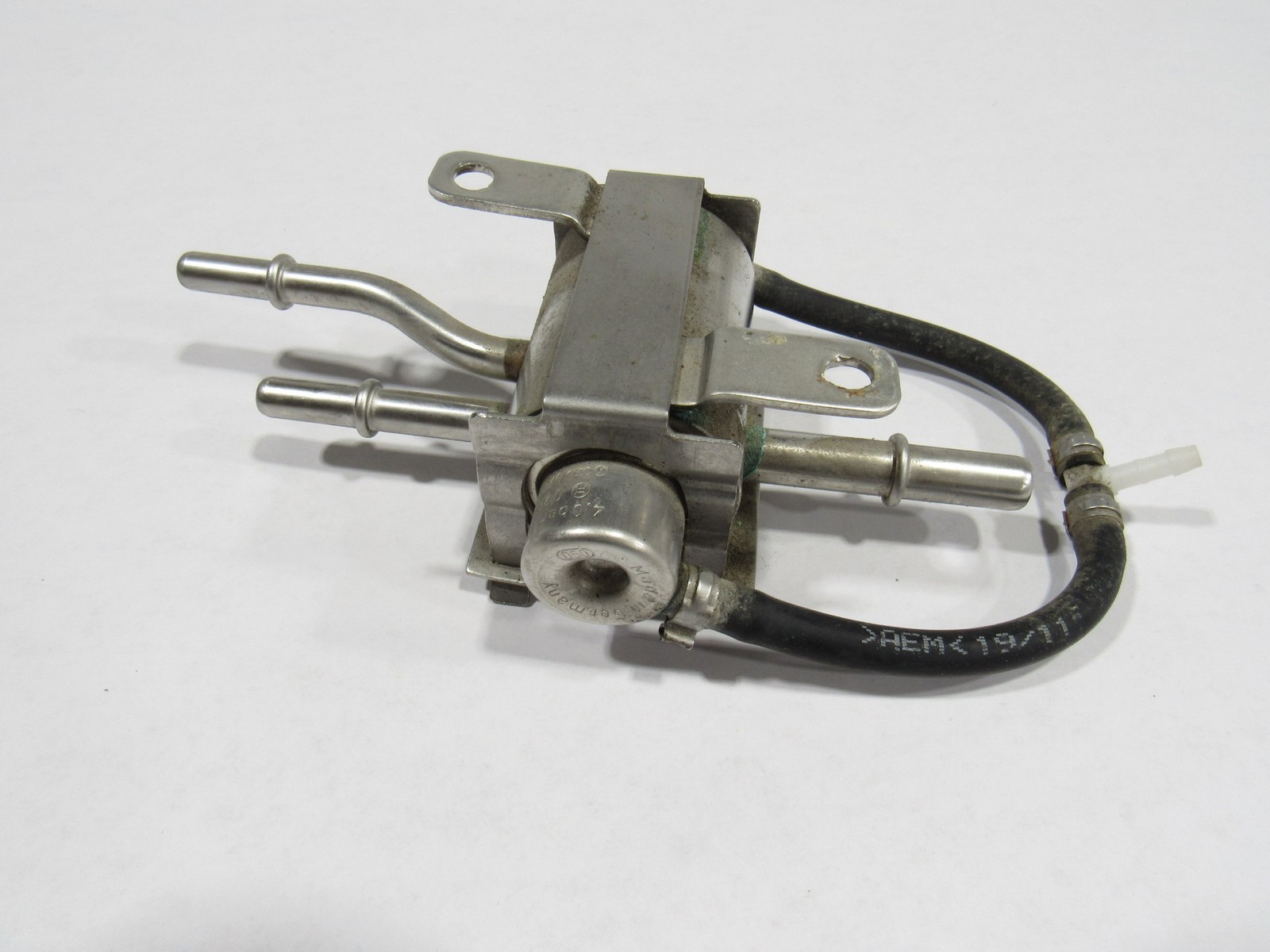 10-20 Bentley Mulsanne 2012 Fuel Pressure Regulator @1