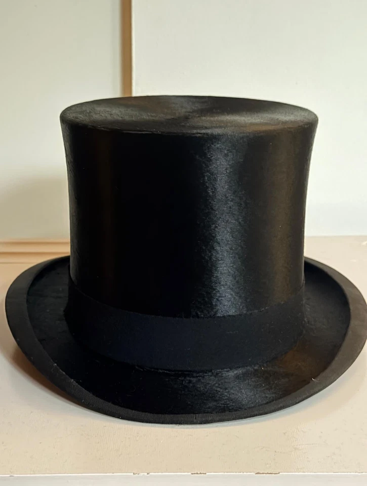 Tress & Co London Vintage Silk Top Hat - Image 1 of 4