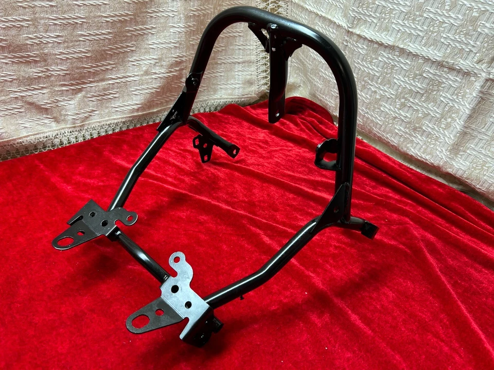 Verkleidungshalter 61310-MKW-D00  Honda NC 750 X 2021- R1-070. - Bild 2 von 4