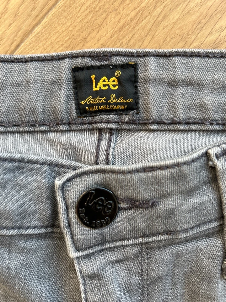 LEE Stretch Deluxe SCARLETT RAW EDGE grey jeans W29 L33 - Image 2 of 4