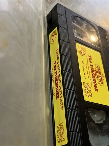 Sesame Street Home Video Visits The Firehouse (VHS, 1990) **TAPE ONLY**TESTED*** - Picture 2 of 2