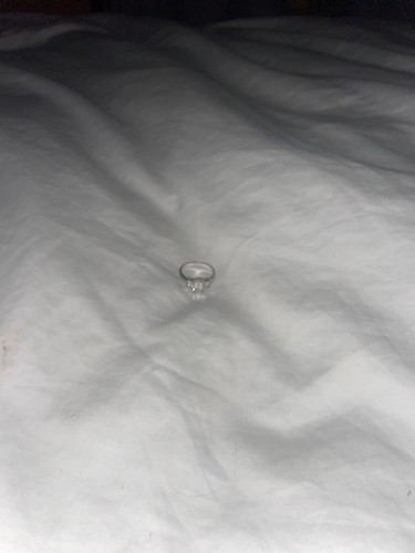 Emerald cut trinity diamond ring, great condition, size m - Picture 8 of 14