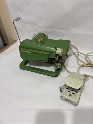 Juki CM-606 Baby Blindstich Säumen Nähmaschine Vintage Speed ohne Strom