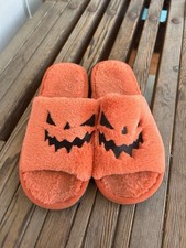 Spooky slides halloween slippers Jack o lantern pumpkin soft orange size 9.5/10