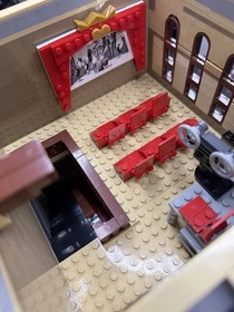 LEGO Creator Expert: Palace Cinema (10232)