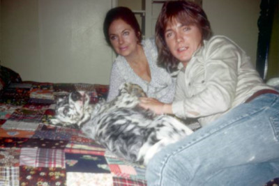 David Cassidy posiert für ein Portrait mit seiner Mutter 1972 MUSIK 4x6 FOTO