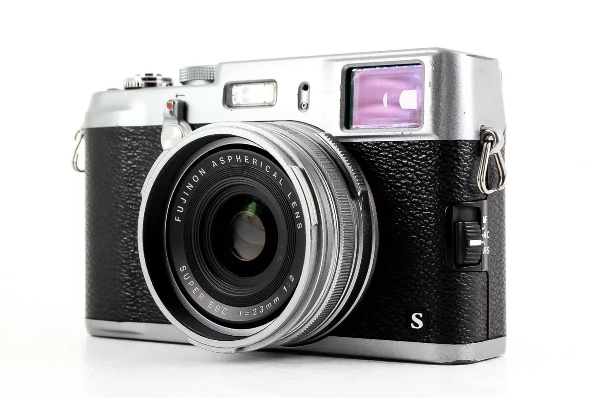 Fujifilm X100S 16.3MP Digital Camera - Silver