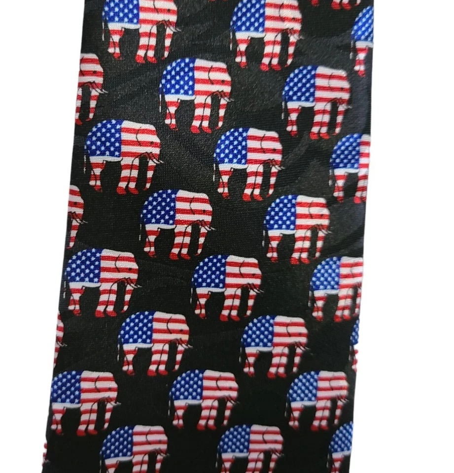 Corbata elefante político republicano Stephen Harris bandera de Estados Unidos día de las elecciones Foto 2 de 4